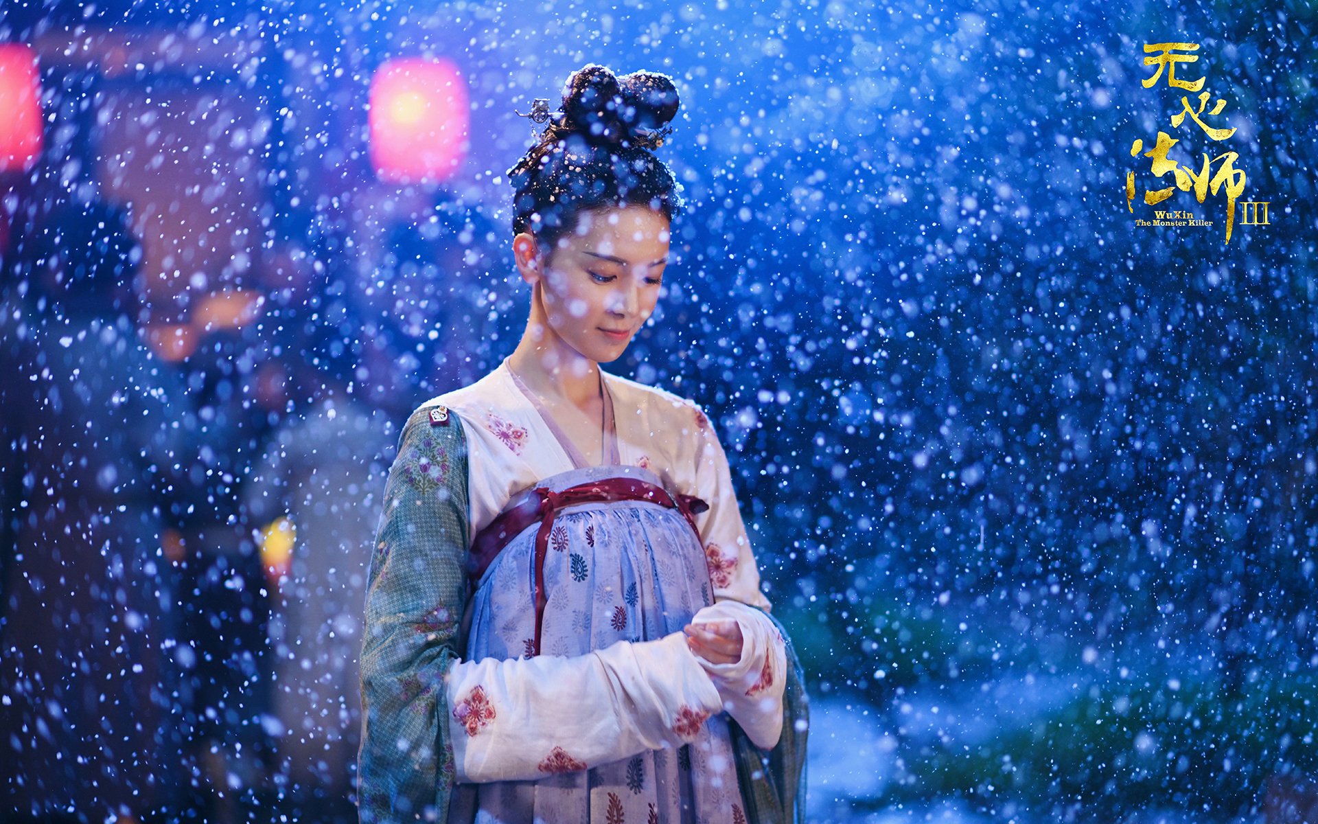 fb体育平台-空中飞盘大赛，投掷技巧与协调性比拼，飞盘在空中如何实现转弯