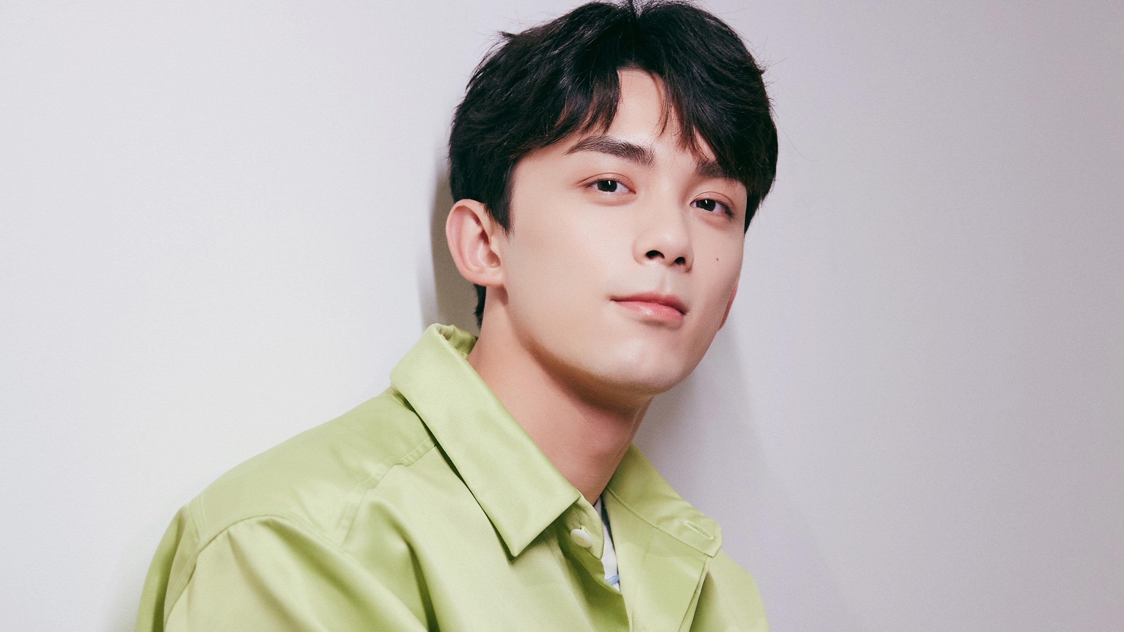 fb体育平台官网-奥卡拉汉赛场表现赢得观众喝彩，奥卡汉贾